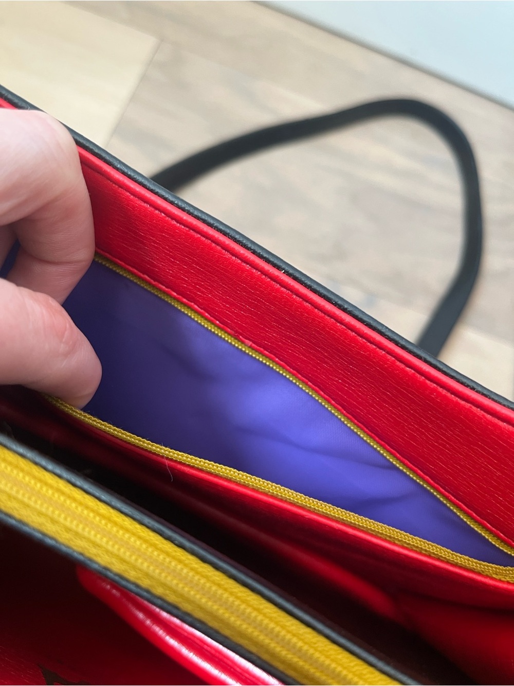 VTG Koret Black Leather Shoulder Bag with Gold Trim & Coin Purse - Picture 5 of 10